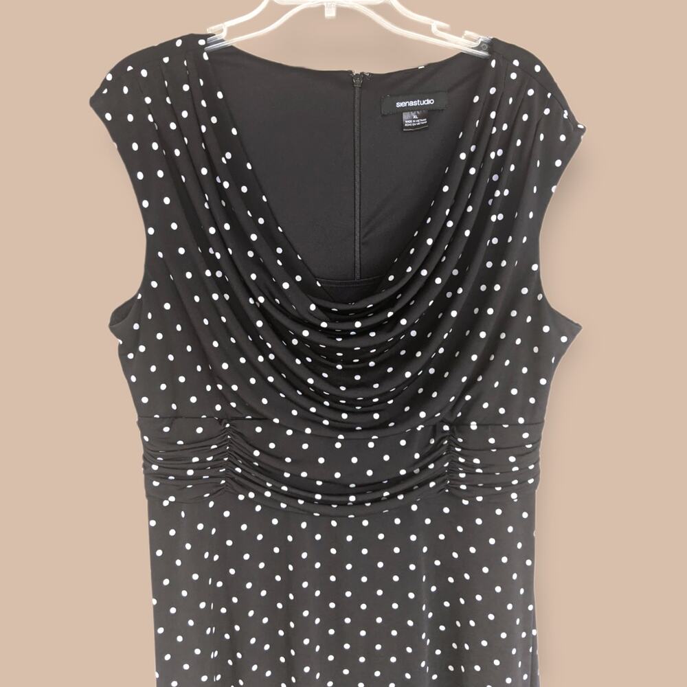 Black & White PolkaDot Dress XL Sienastudio